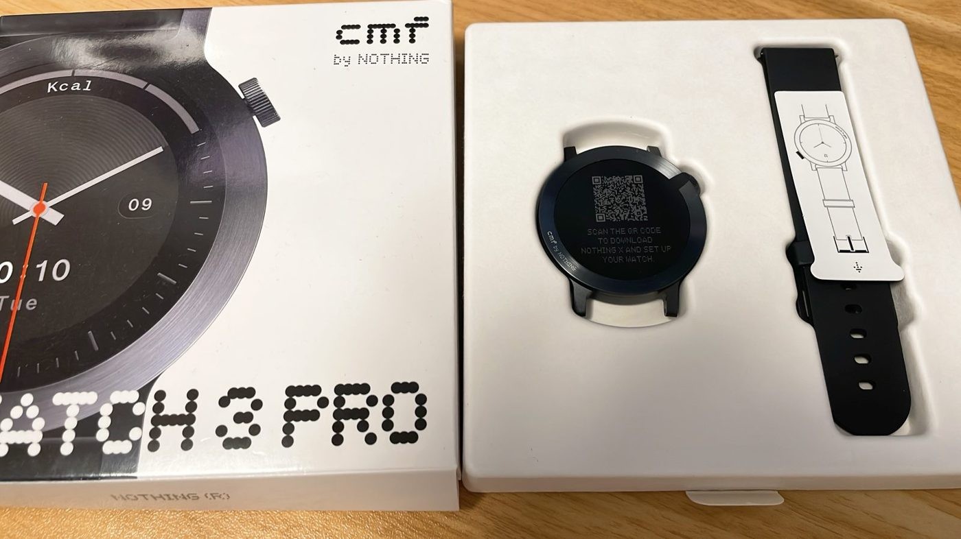 CMF by Nothing Watch 3 Pro のパッケージ