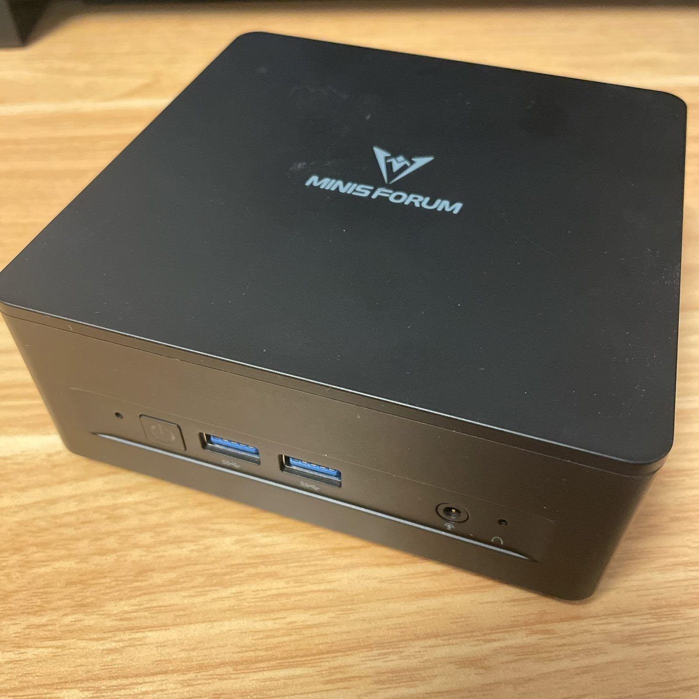 MINISFORUM UM760Slim レビュー：5万円台で手に入るZen 4ミニPC、在宅ワーク用サブ機として実力を検証
